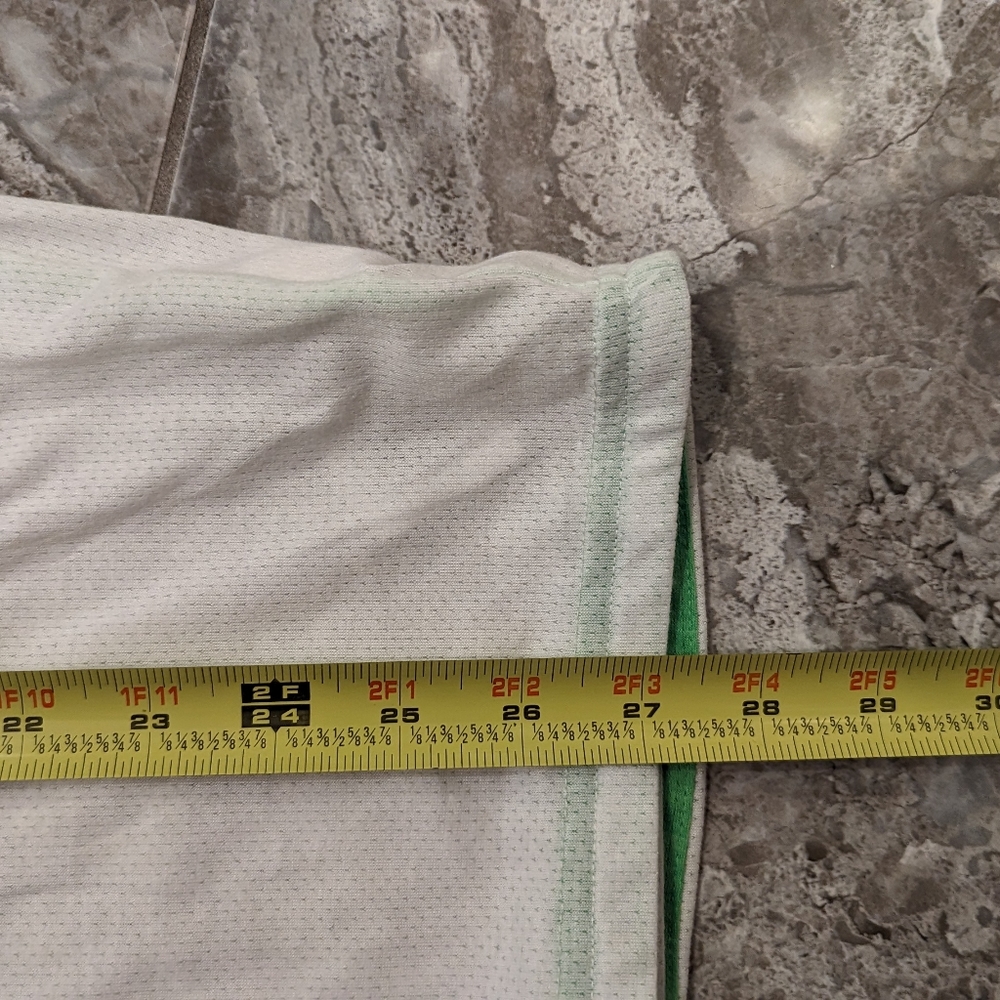 New Balance Men's short sleeve tee short white green graphic bicycle dry-fit L - Picture 7 of 7